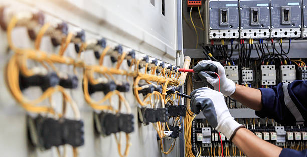 Professional Electrician technician working in Haviland, NY